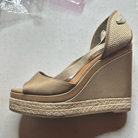 SCHUTZ Platform Satin Espadrille Ankle Wrap Heel Size 7 WORN ONCE! - Picture 1 of 9